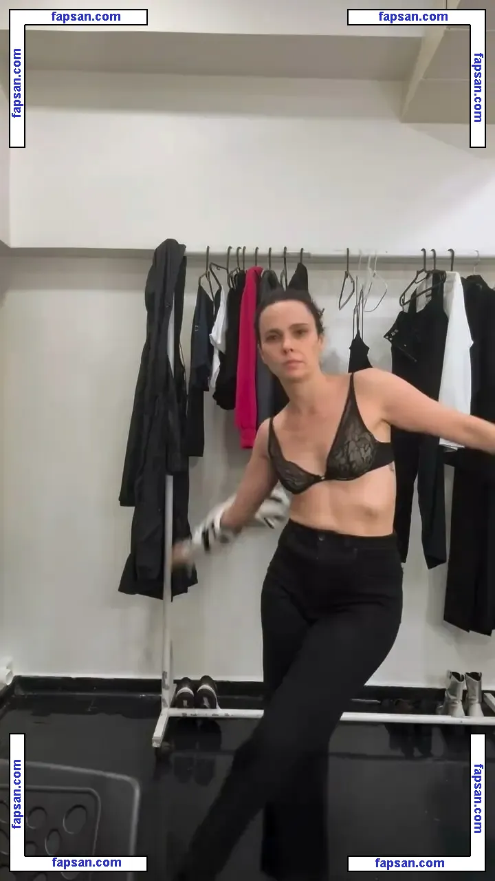 Débora Falabella nude photo #0014 from OnlyFans