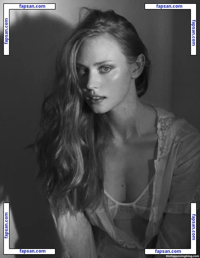 Deborah Ann Woll nude photo #0421 from OnlyFans