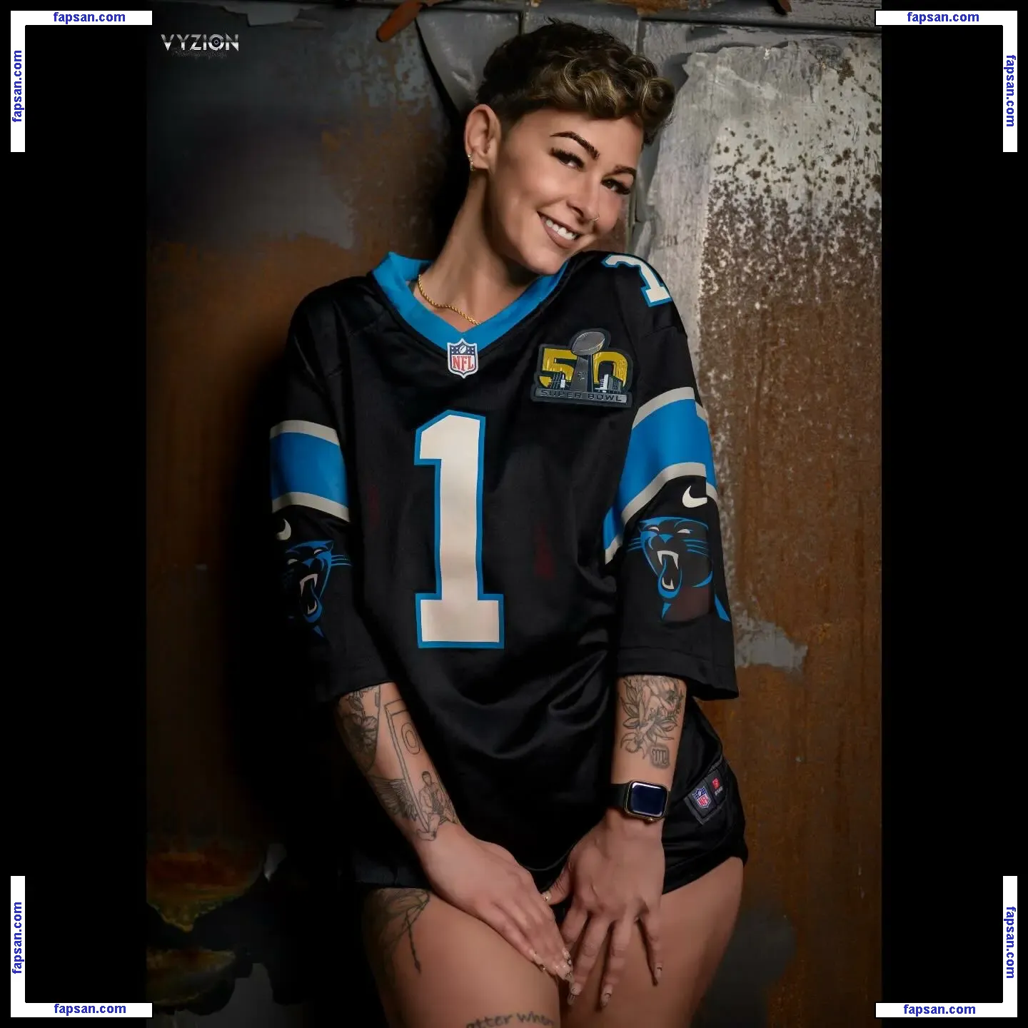 Dee Walker голая фото #0001 с Онлифанс