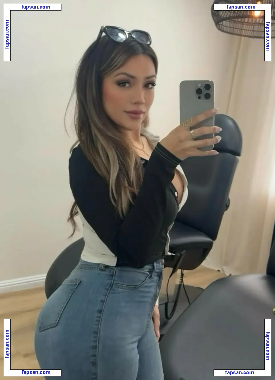 Deenise_xo nude photo #0003 from OnlyFans