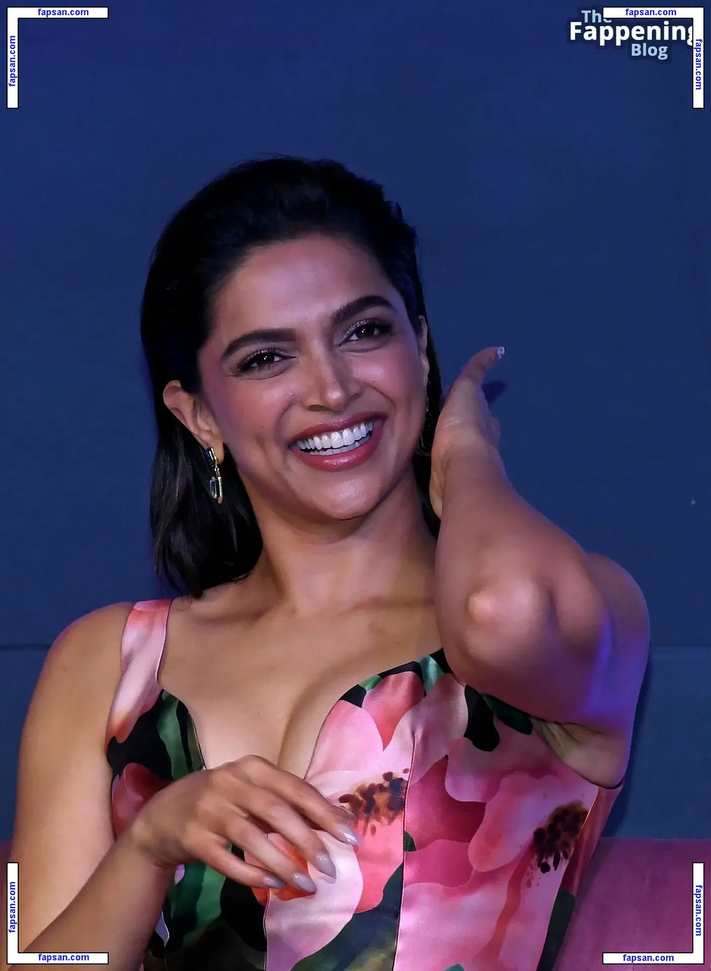 Deepika Padukone / deepikapadukone голая фото #0302 с Онлифанс