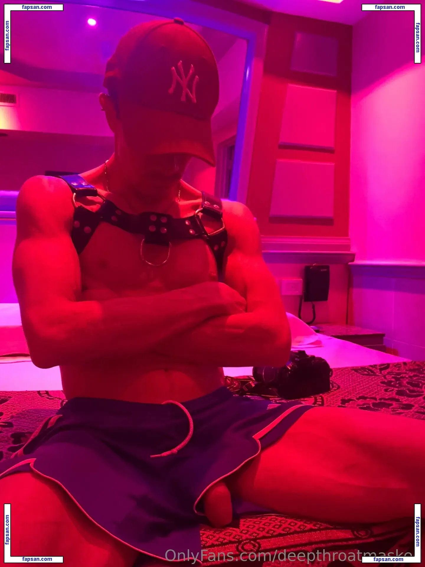 deepthroatmasked nude photo #0018 from OnlyFans