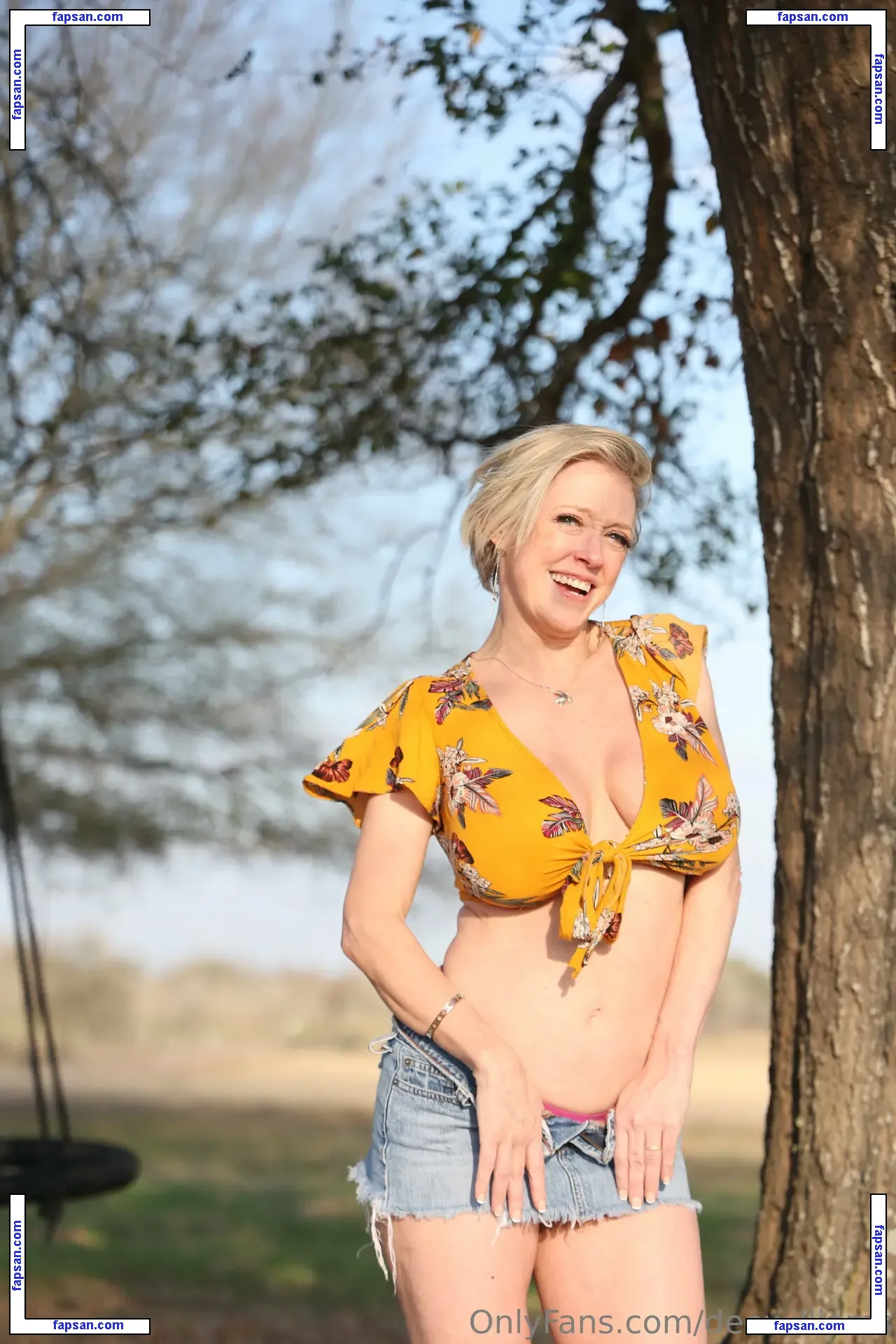 deewilliams nude photo #0073 from OnlyFans