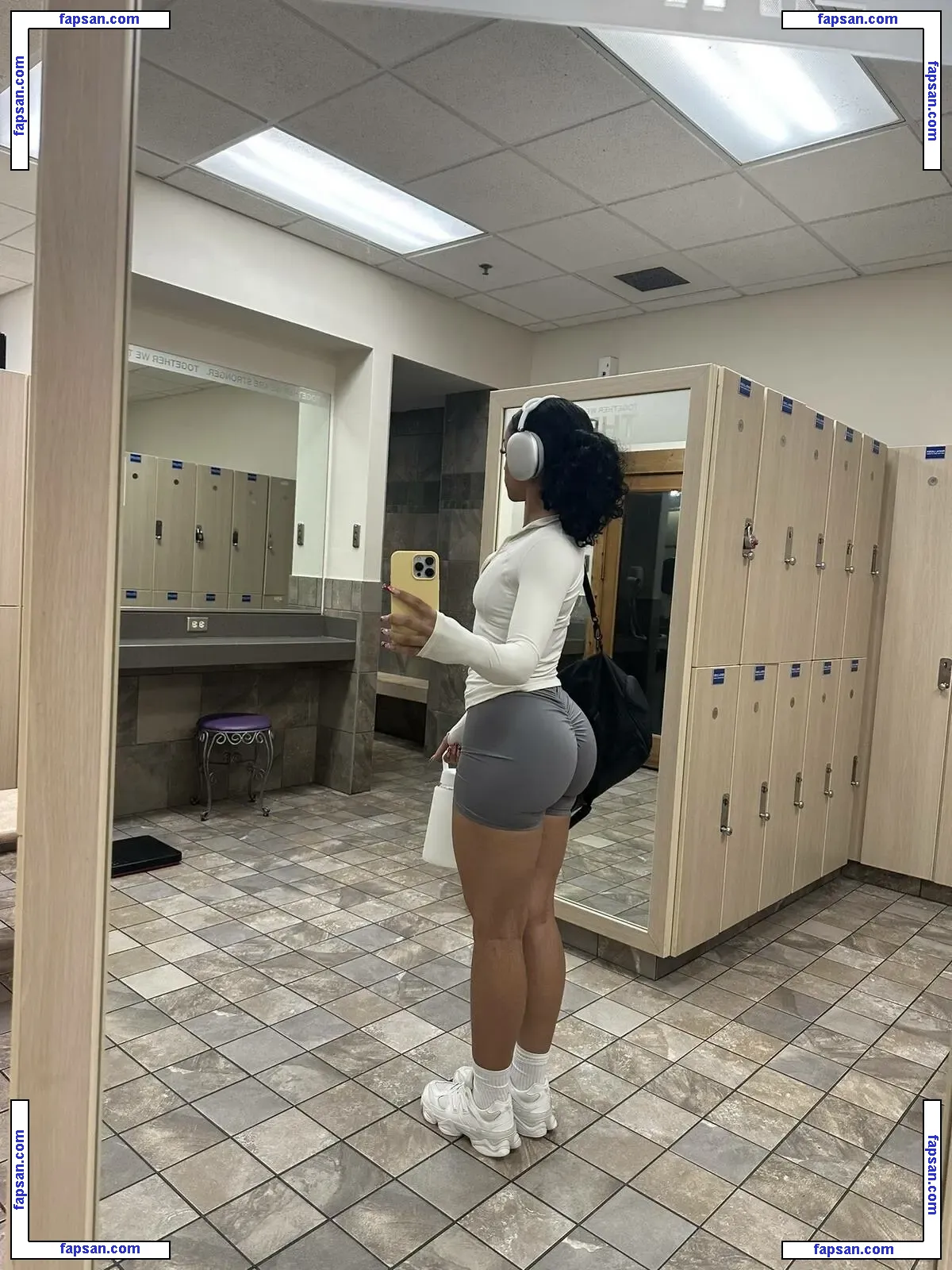 delaney.qtt голая фото #0003 с Онлифанс