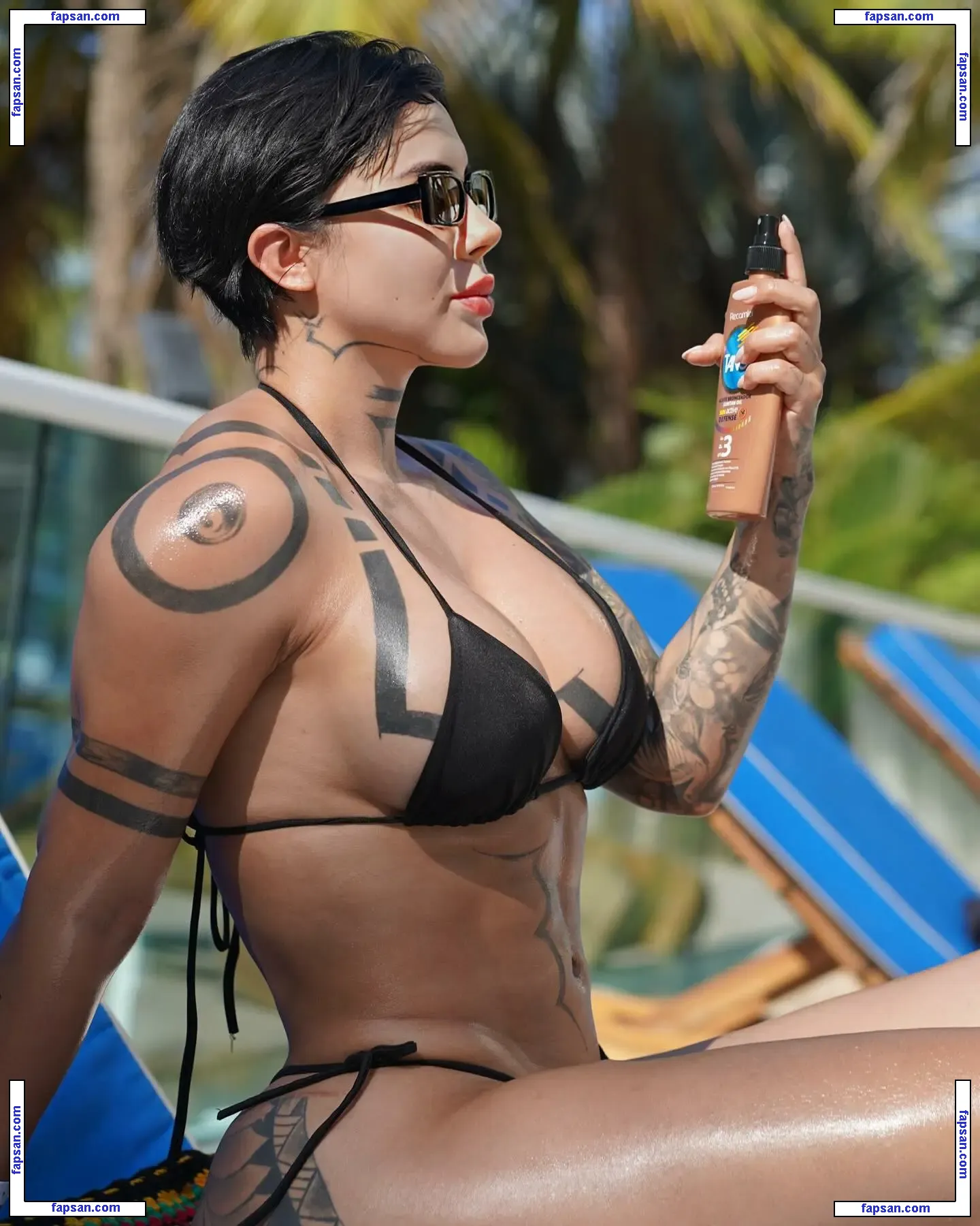 DElettraa nude photo #0046 from OnlyFans