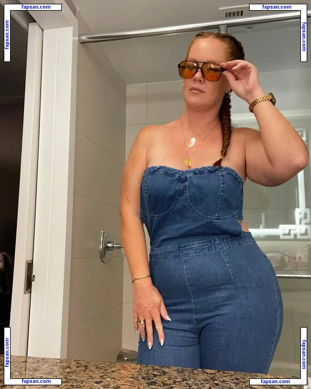 Delia Cox голая фото #0016 с Онлифанс