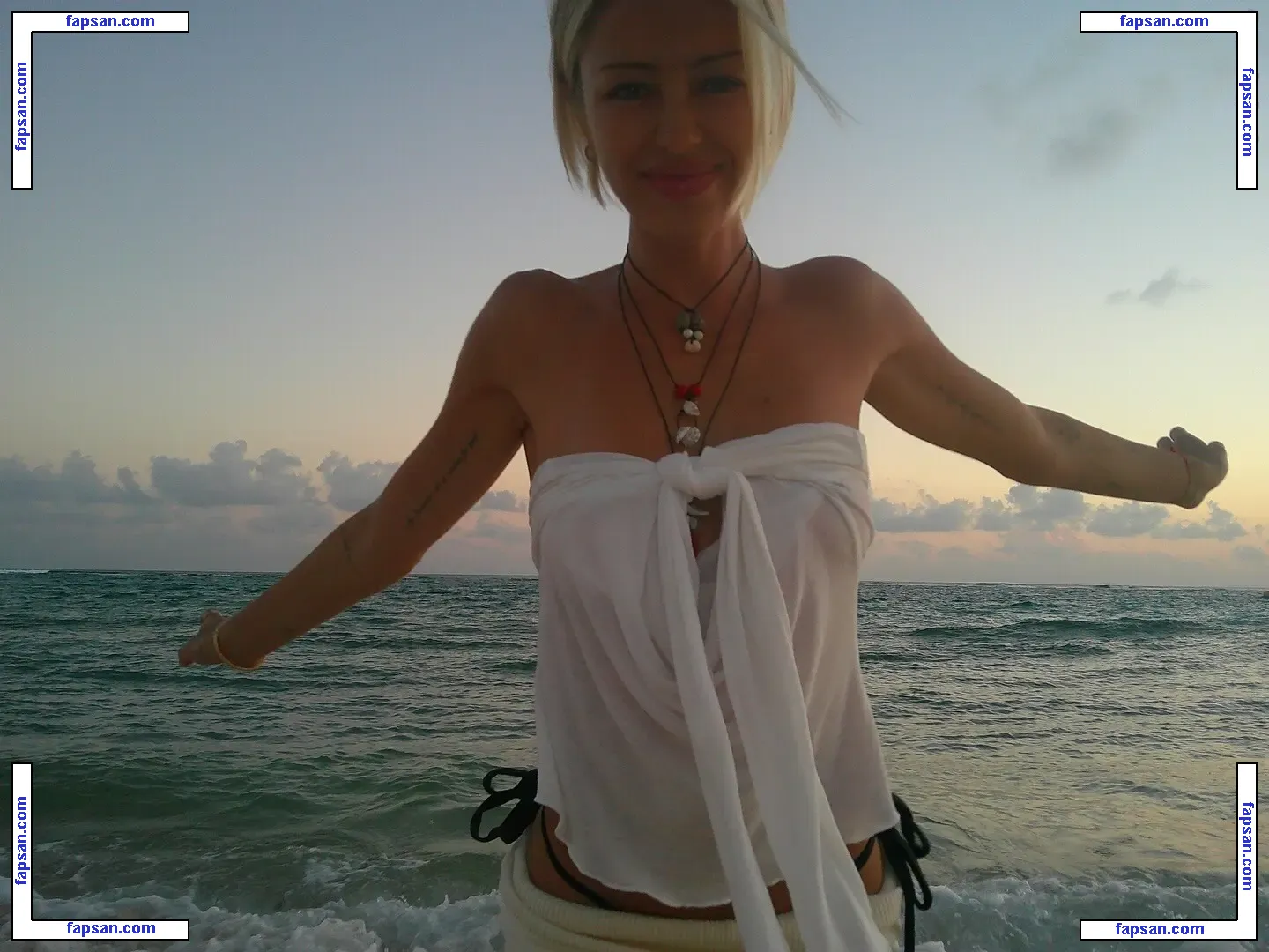 Delilah Belle Hamlin голая фото #2467 с Онлифанс