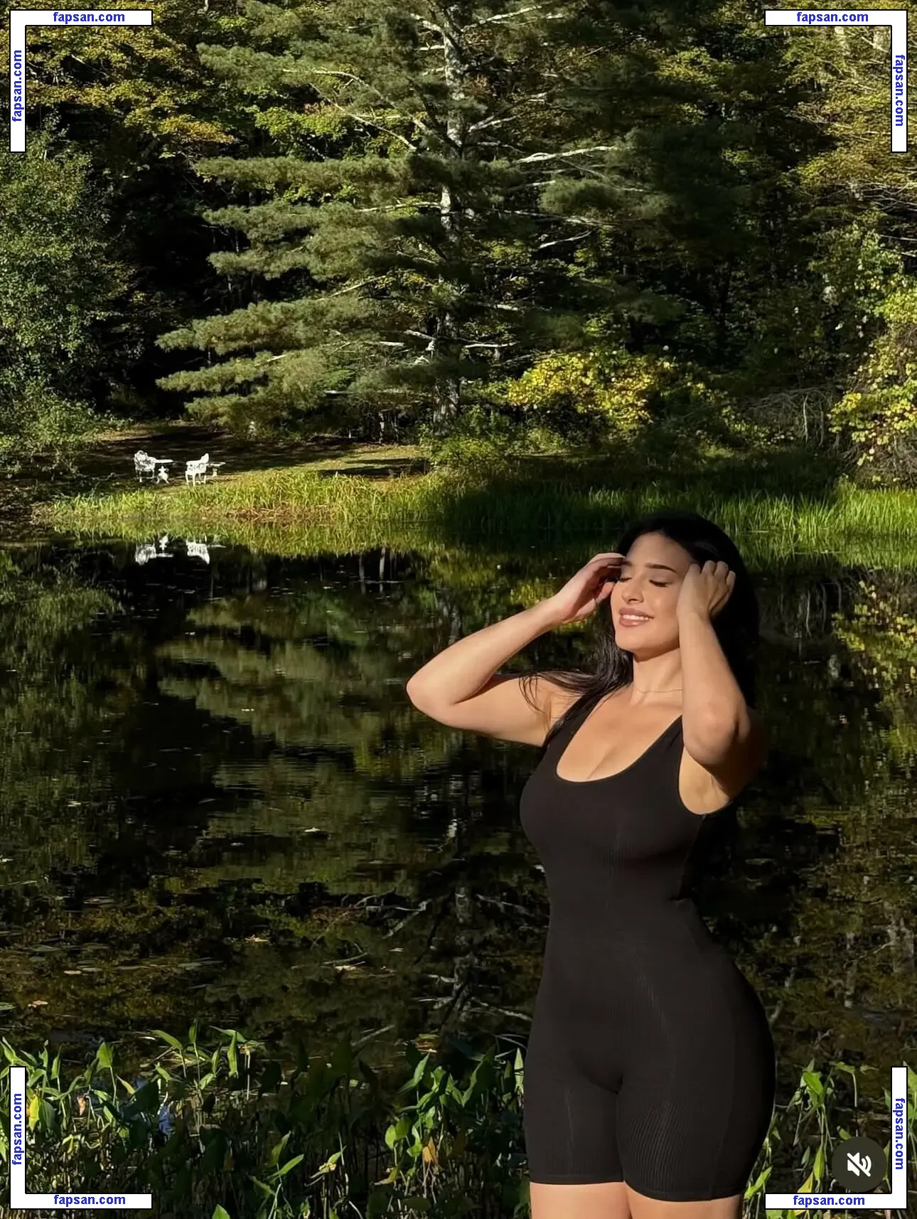 Dellara Legalbaddie nude photo #0002 from OnlyFans