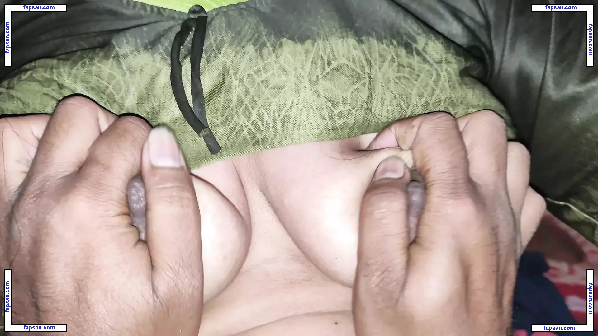 Demet Ozdemir nude photo #0003 from OnlyFans