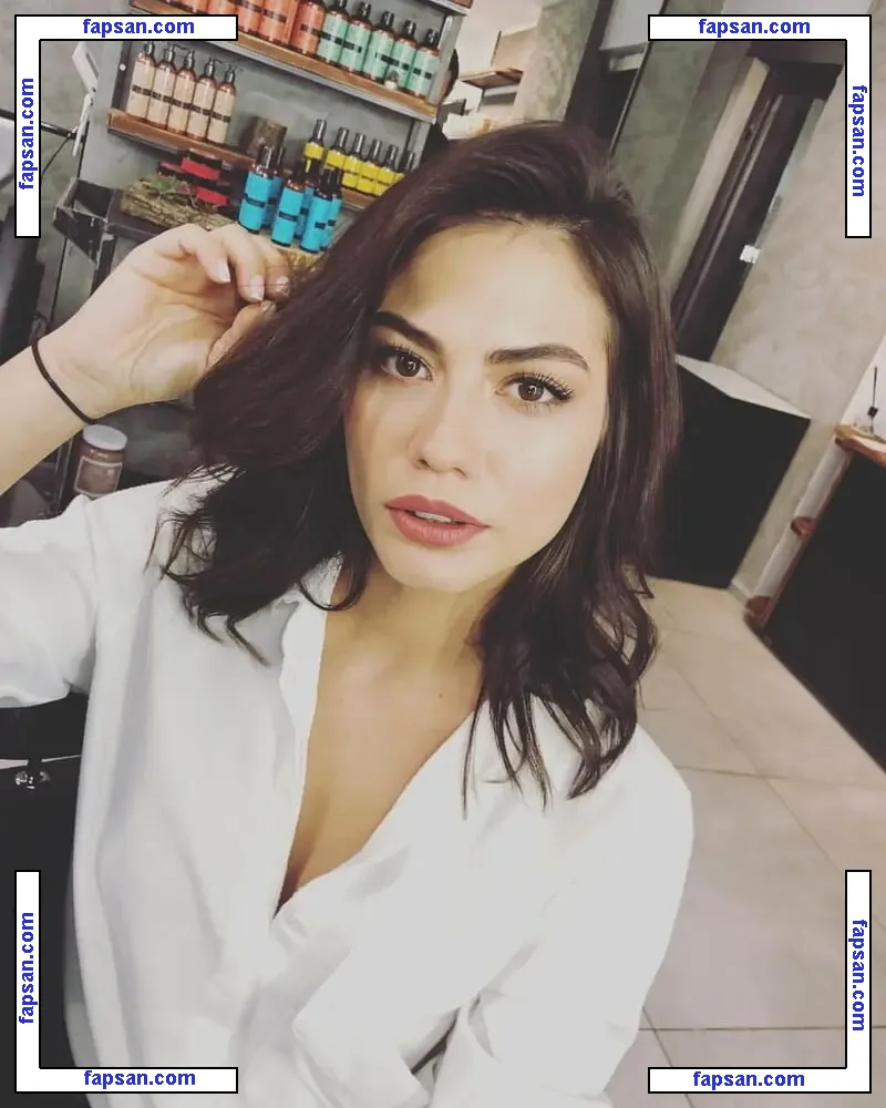Demet Ozdemir nude photo #0006 from OnlyFans