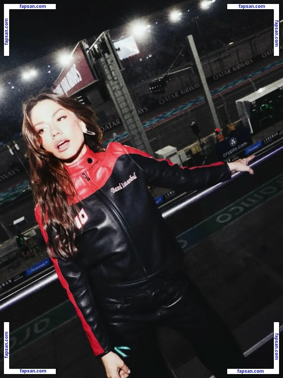 Demet Ozdemir nude photo #0021 from OnlyFans