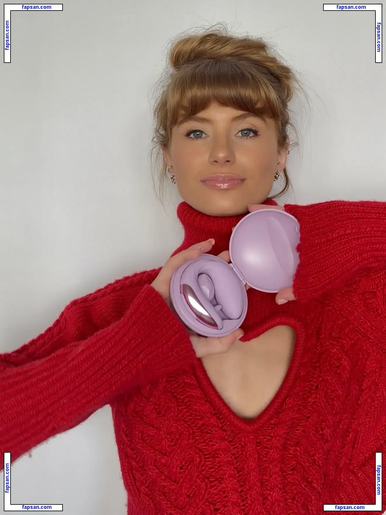 Demi Burnett nude photo #0021 from OnlyFans