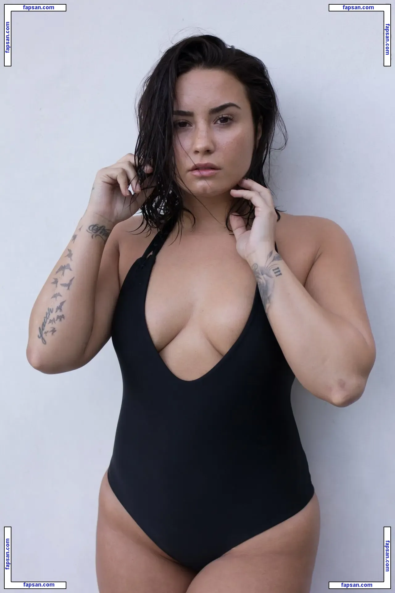 Demi Lavato nude photo #0005 from OnlyFans