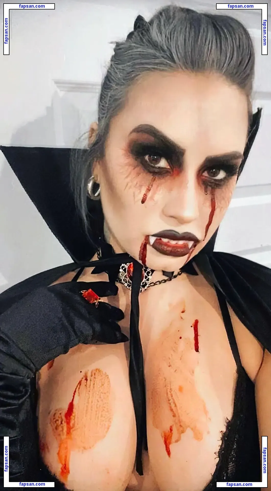 Demi Lovato nude photo #0808 from OnlyFans