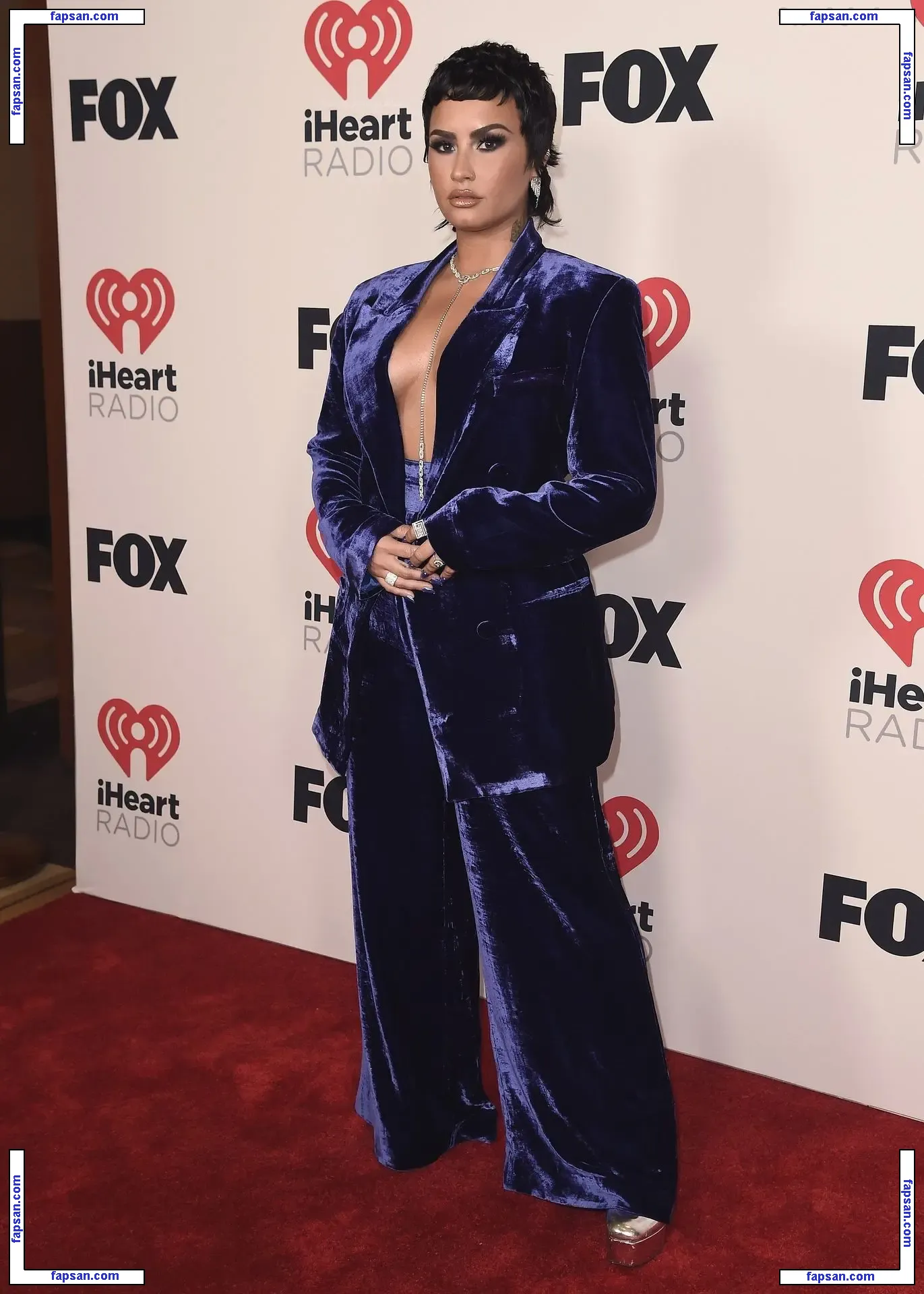 Demi Lovato nude photo #0865 from OnlyFans