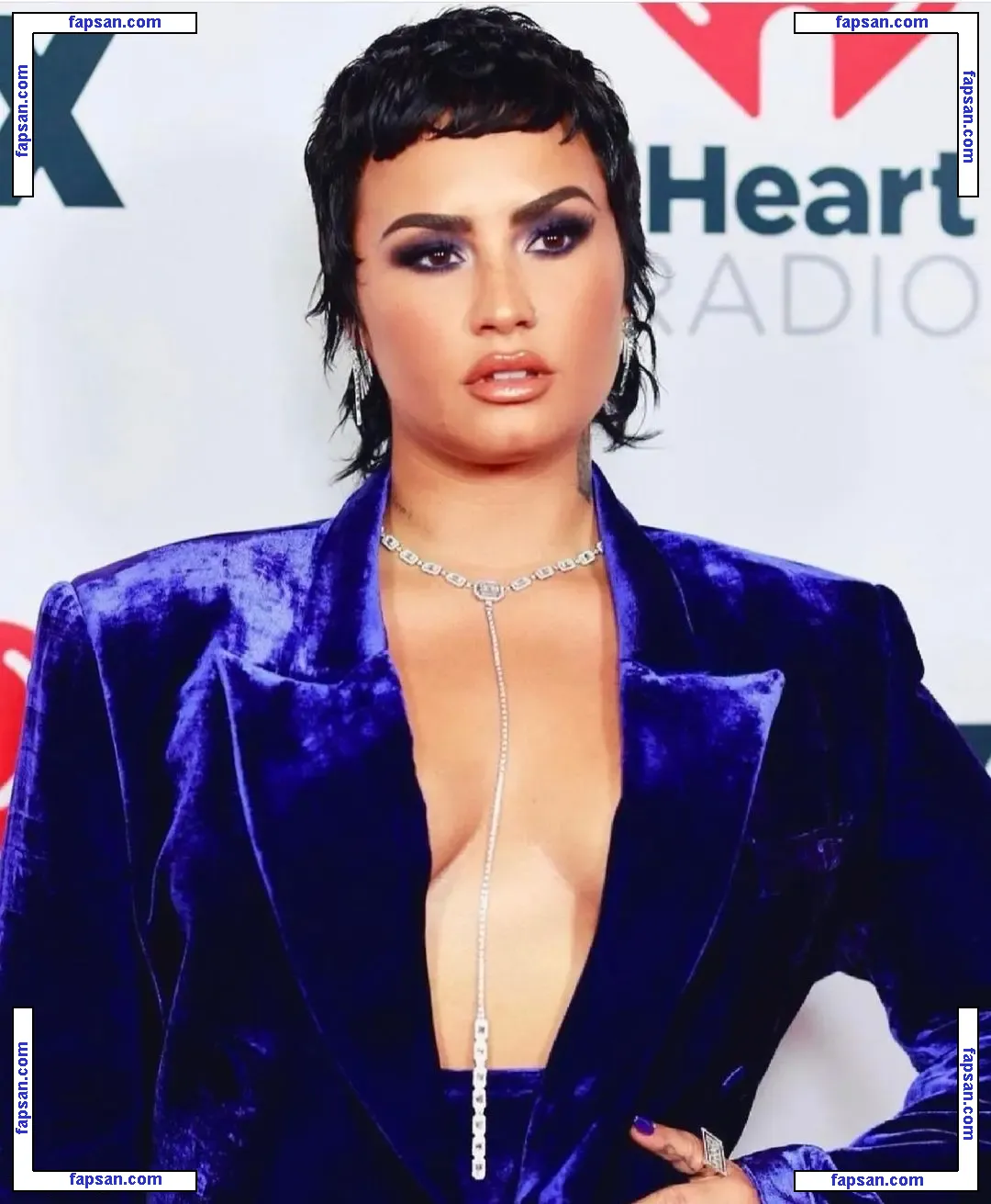 Demi Lovato голая фото #0979 с Онлифанс