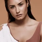 Demi Lovato голая #0294