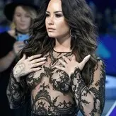 Demi Lovato голая #0330