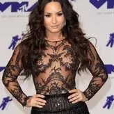 Demi Lovato голая #0335