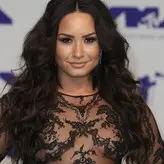 Demi Lovato голая #0358