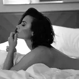 Demi Lovato голая #0439