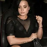 Demi Lovato голая #0471