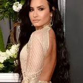Demi Lovato голая #0543
