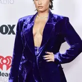 Demi Lovato голая #0858