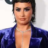Demi Lovato голая #0869