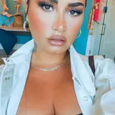 Demi Lovato голая #0918