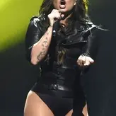 Demi Lovato голая #0935