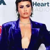 Demi Lovato голая #0979