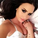 Demi Lovato голая #0993