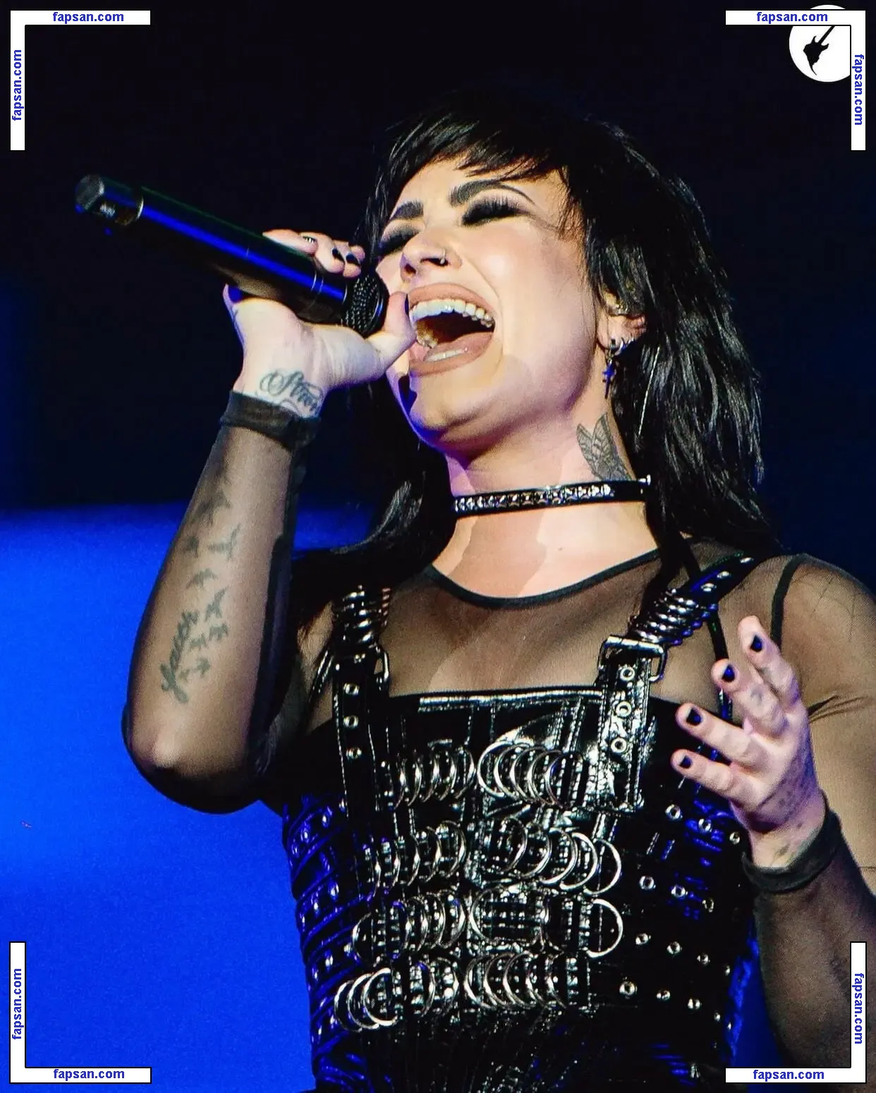 Demi Lovato голая фото #1167 с Онлифанс
