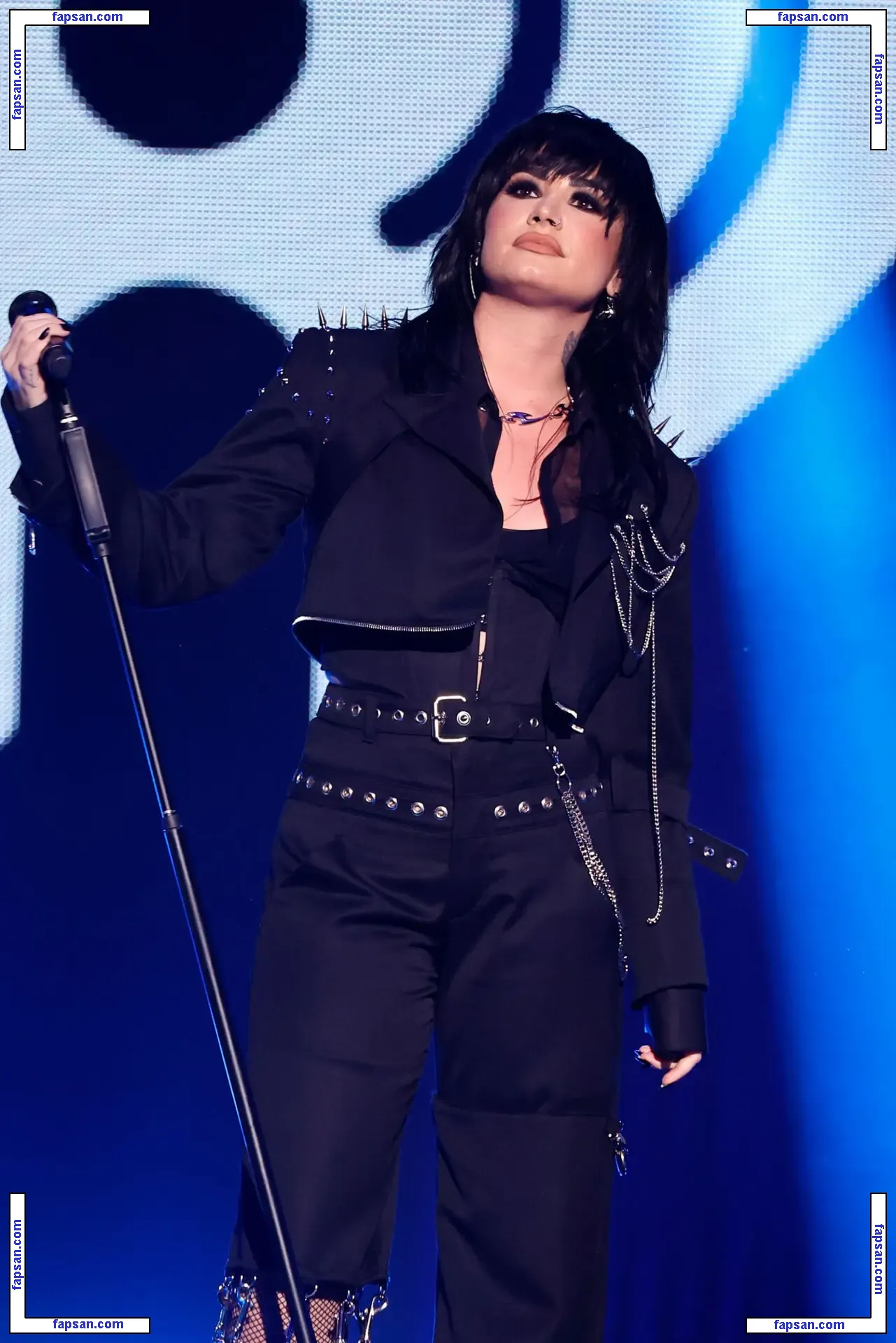 Demi Lovato голая фото #1244 с Онлифанс
