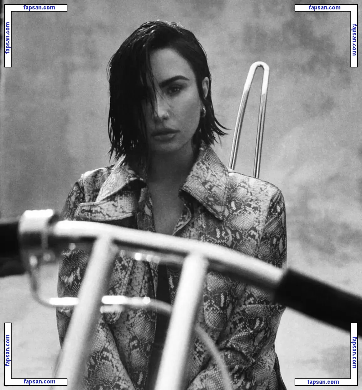 Demi Lovato nude photo #1420 from OnlyFans