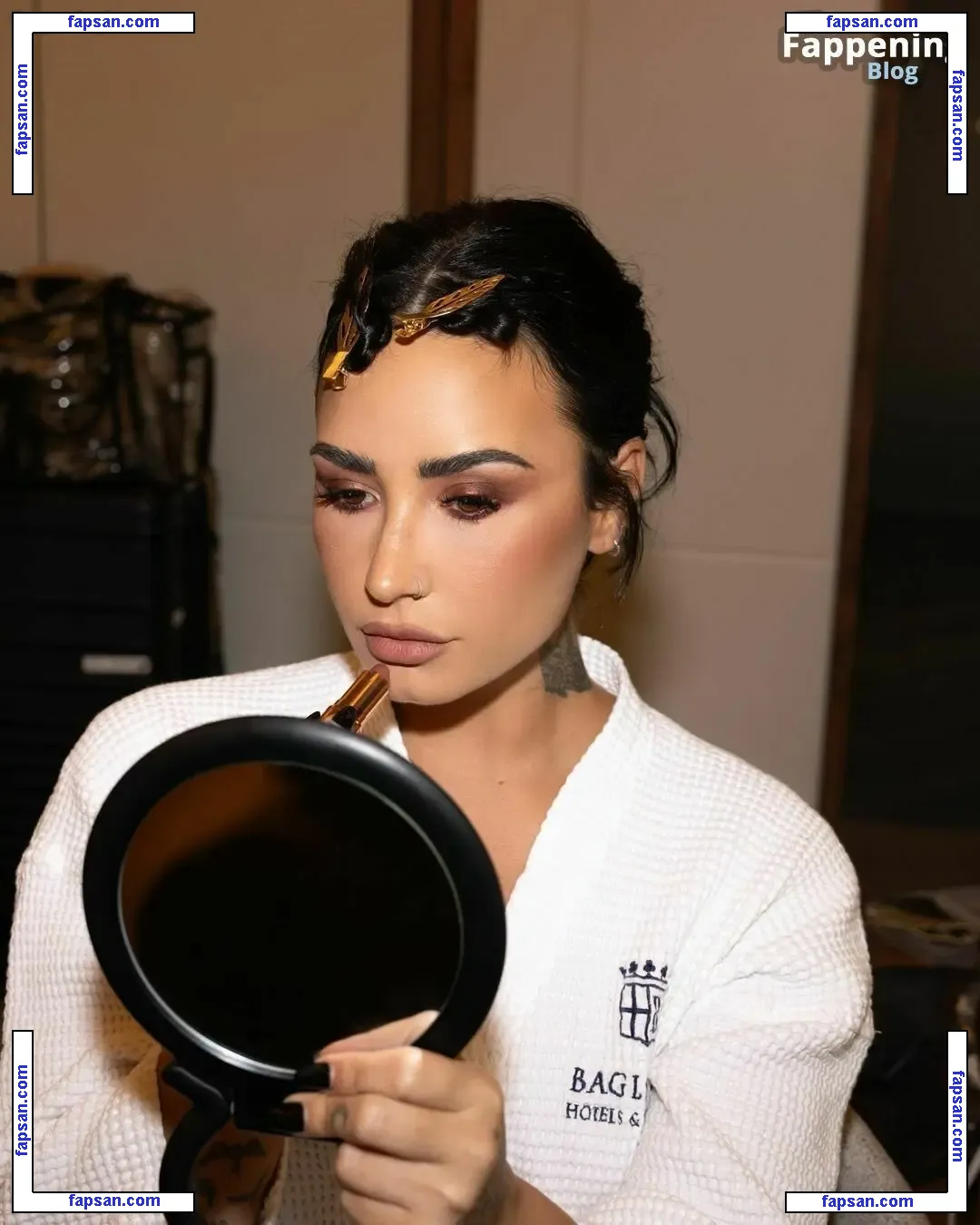 Demi Lovato nude photo #1465 from OnlyFans