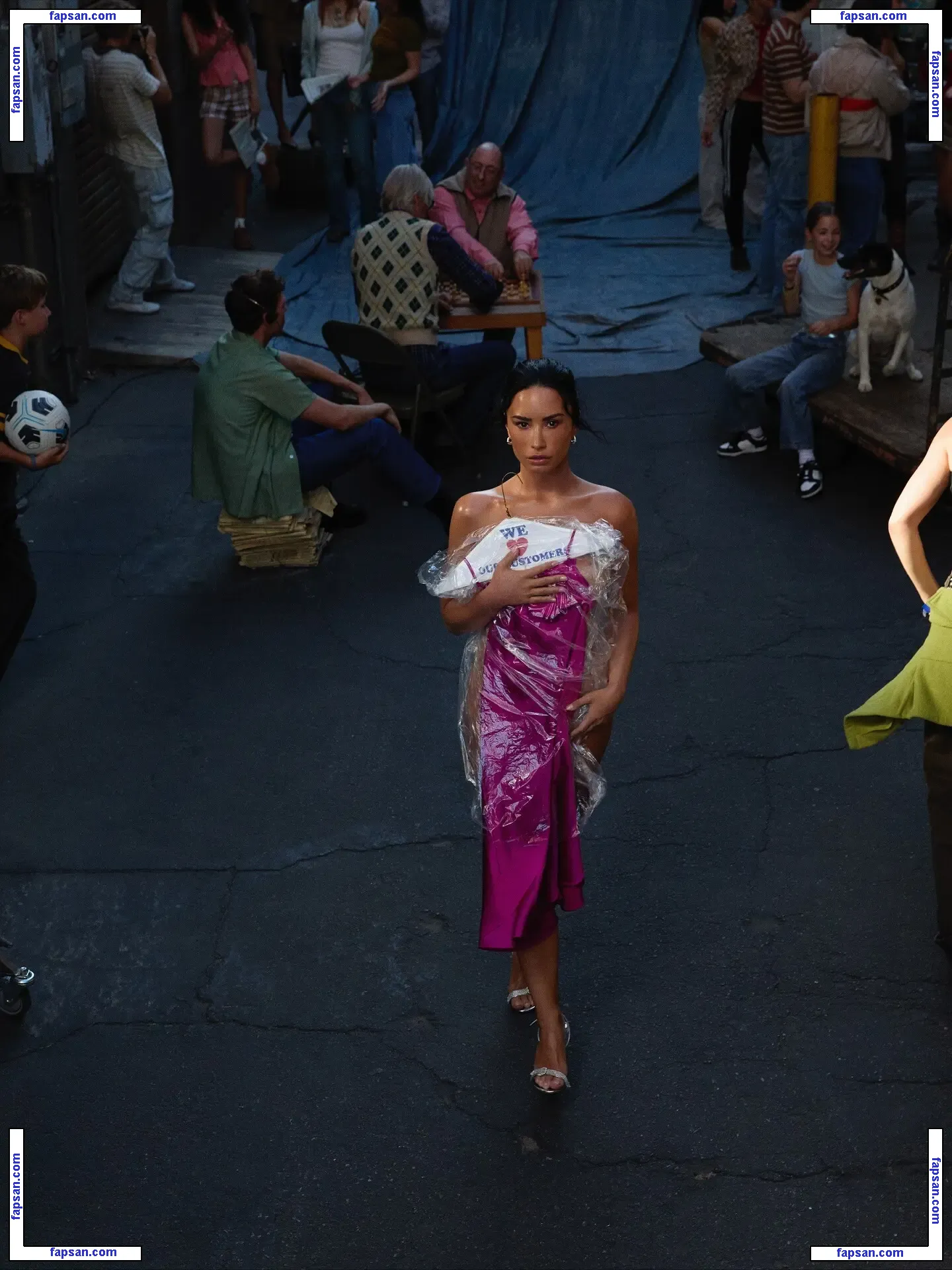 Demi Lovato голая фото #1806 с Онлифанс