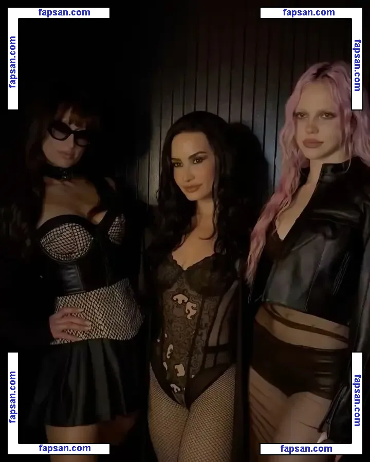 Demi Lovato nude photo #1816 from OnlyFans