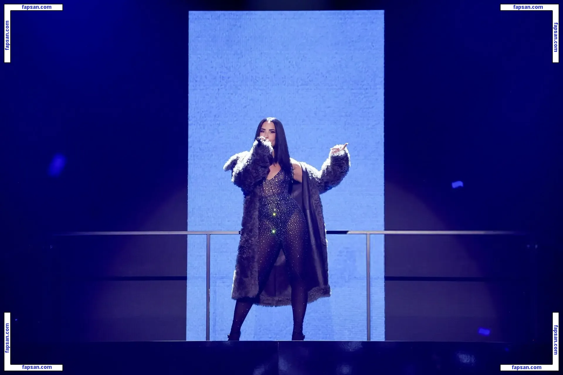 Demi Lovato голая фото #1838 с Онлифанс