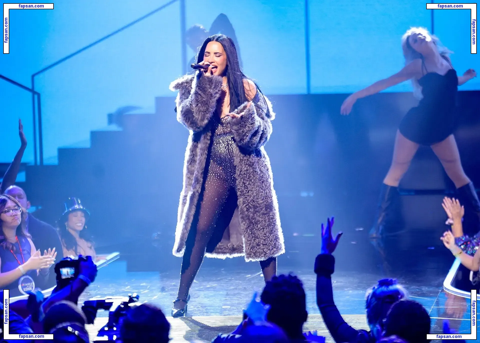 Demi Lovato голая фото #1844 с Онлифанс