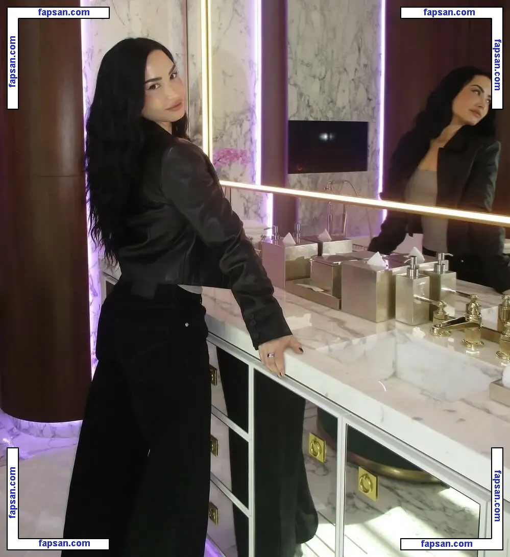 Demi Lovato голая фото #1849 с Онлифанс