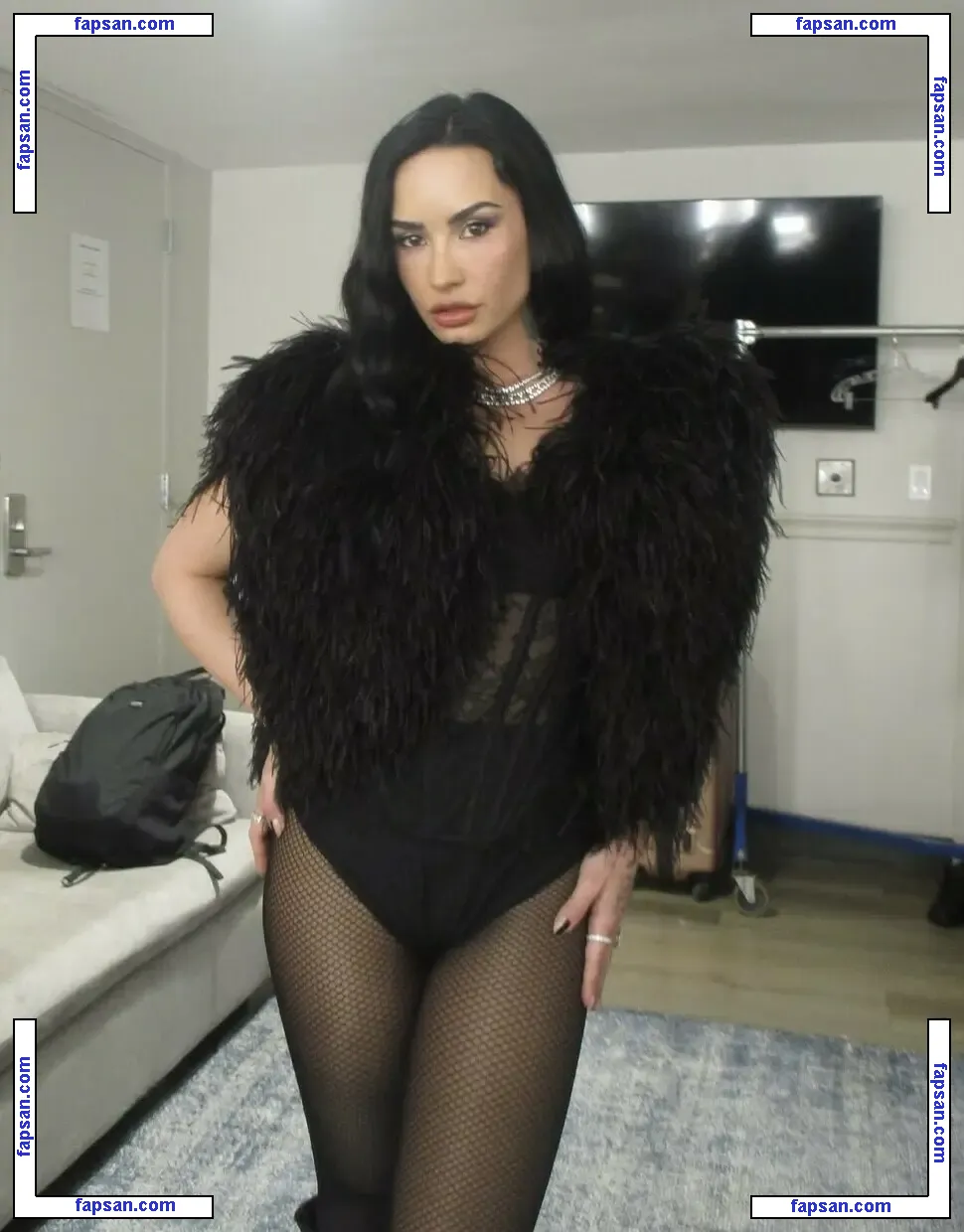 Demi Lovato голая фото #1850 с Онлифанс