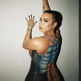 Demi Lovato голая #1002