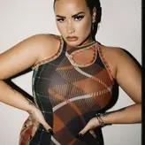 Demi Lovato голая #1029