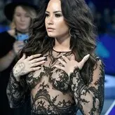 Demi Lovato голая #1204