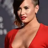Demi Lovato голая #1211