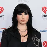 Demi Lovato голая #1230