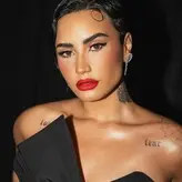 Demi Lovato голая #1271