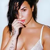 Demi Lovato голая #1309